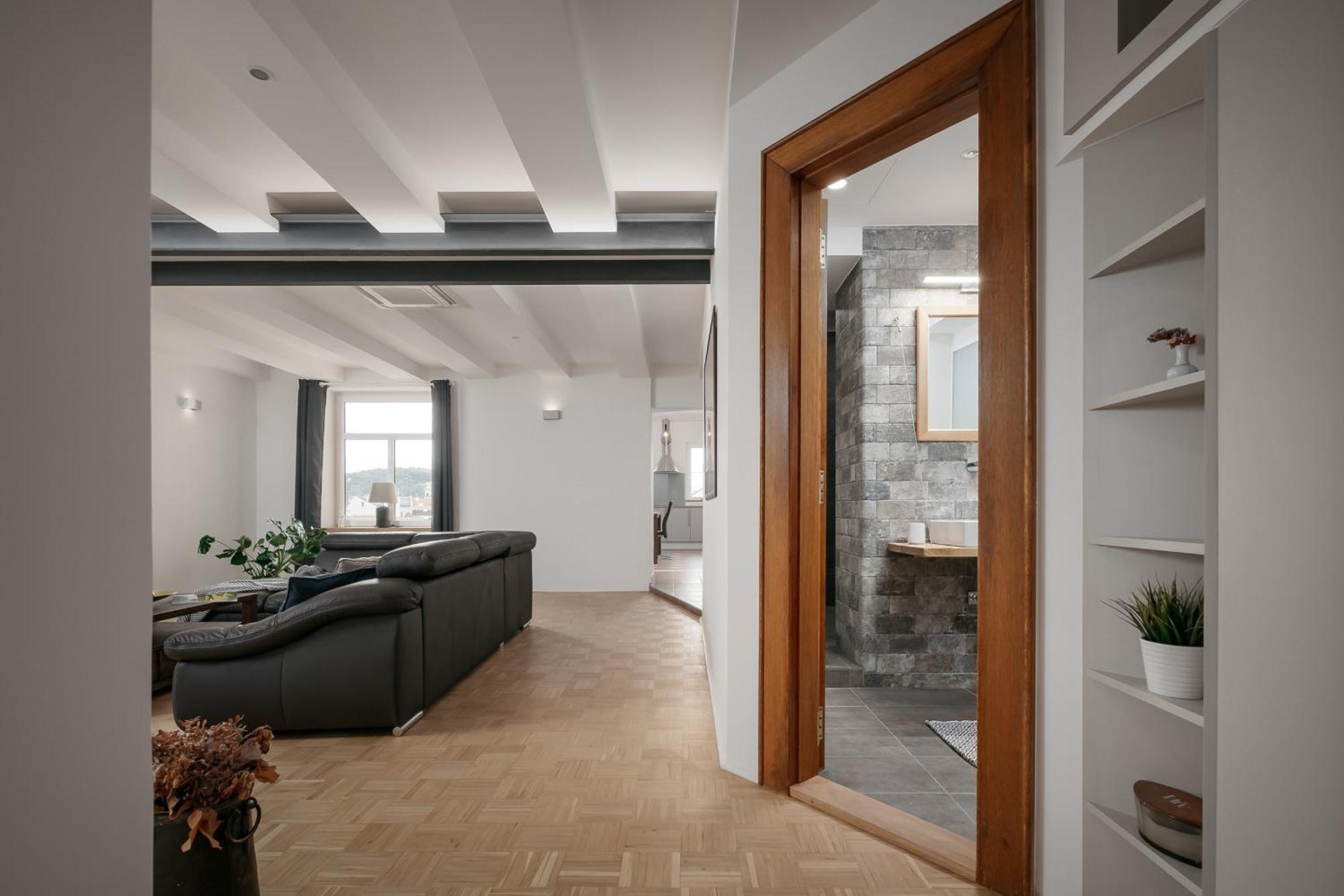 Dot 3 Bdr Apartment With Tyn Cathedral View & Ac Praha Eksteriør bilde